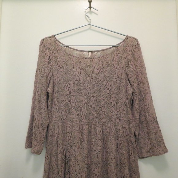 FREE PEOPLE grey lace midi dress S 4/6 - Picture 2 of 5